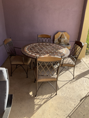 Table w Chairs