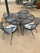 Table w Chairs
