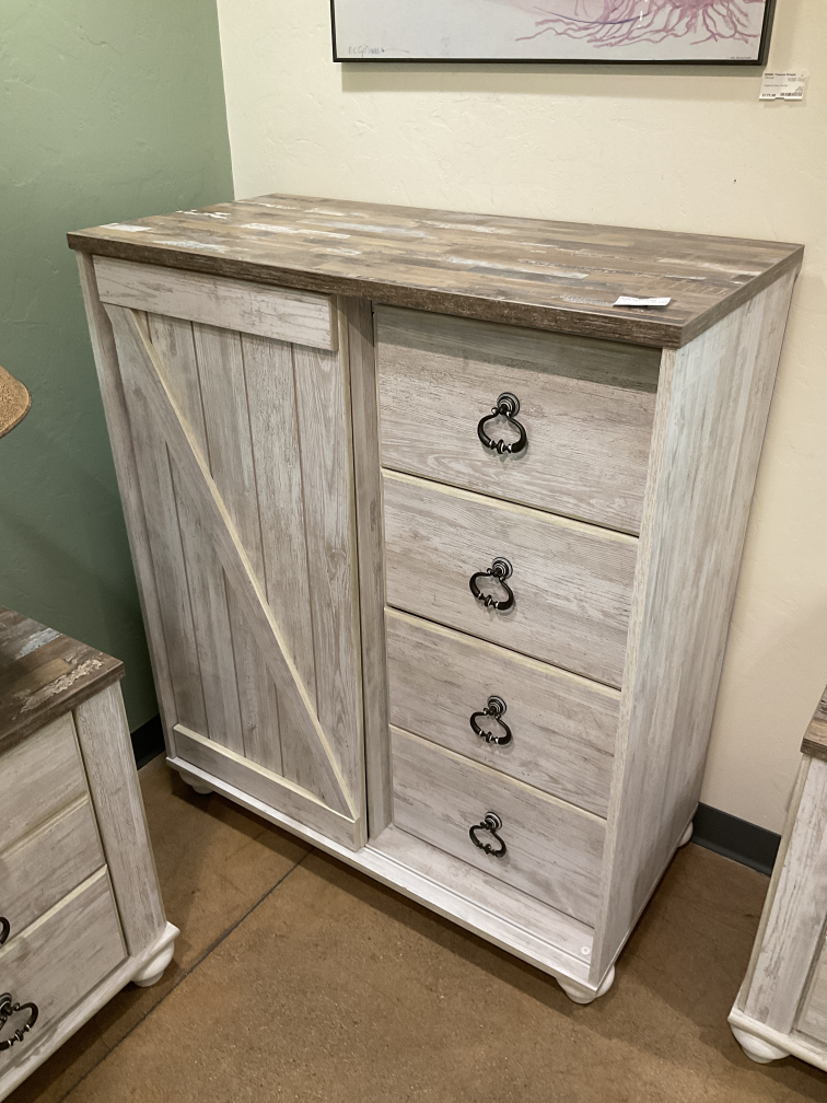 Chest of Drawers