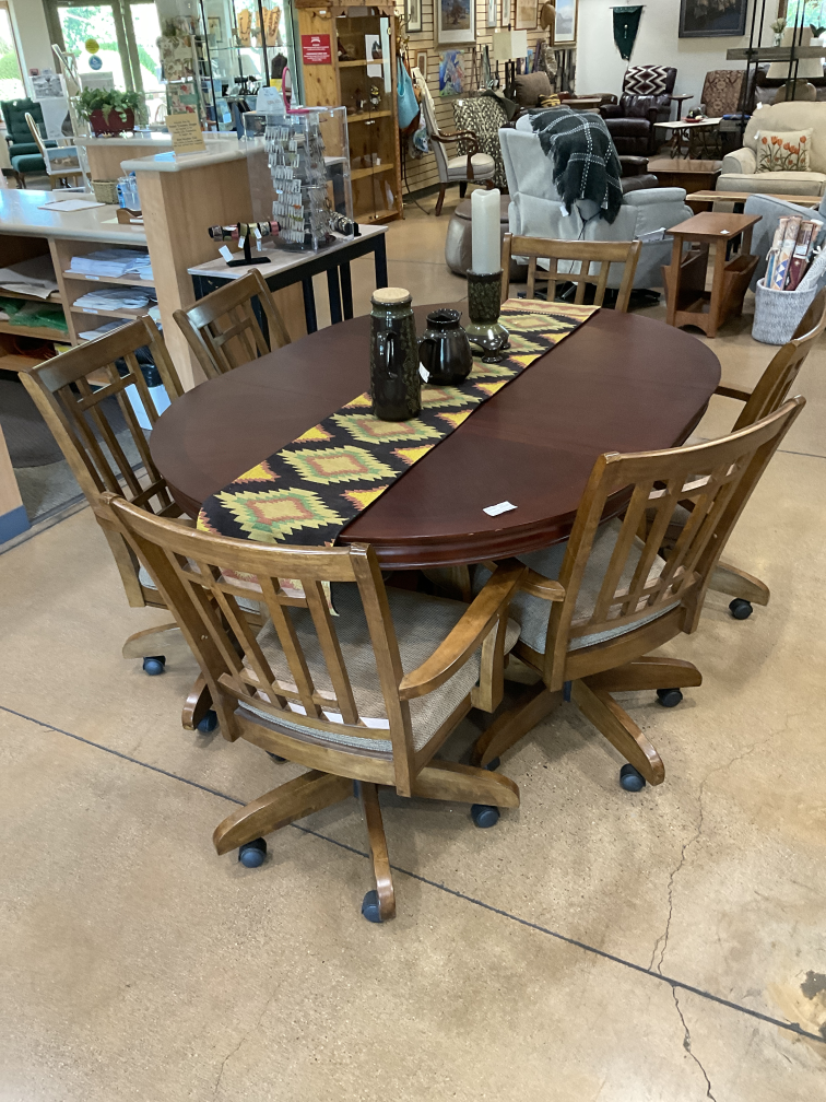 Table w Chairs