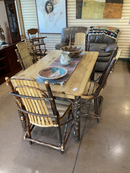 Table w Chairs